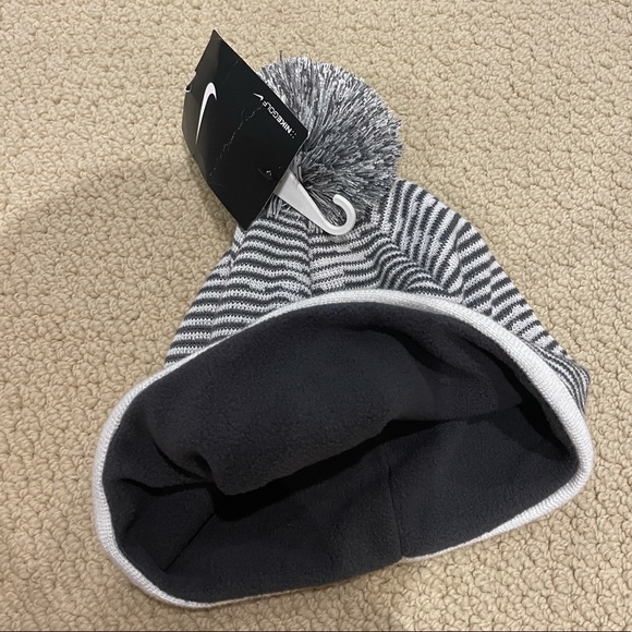 NWT NikeGolf beanie - Picture 3 of 3
